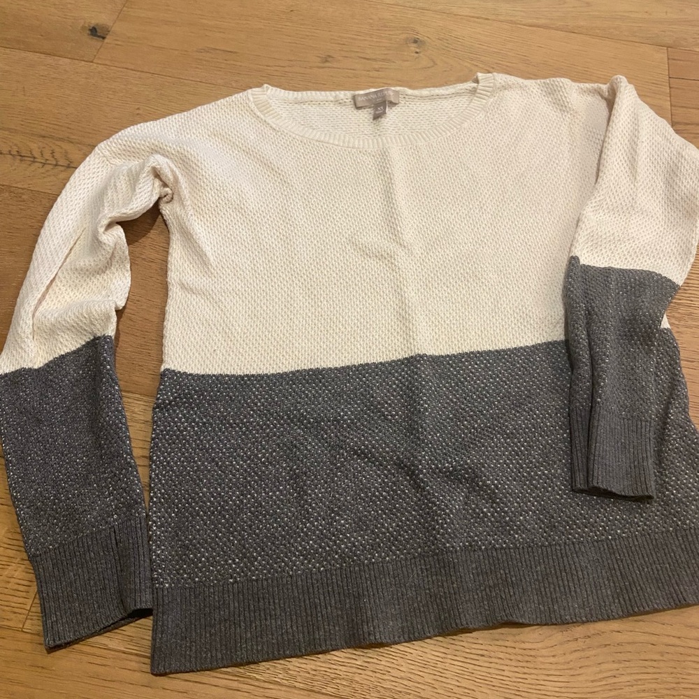 Banana Republic Textured Cream and Gray Color Block Sweater